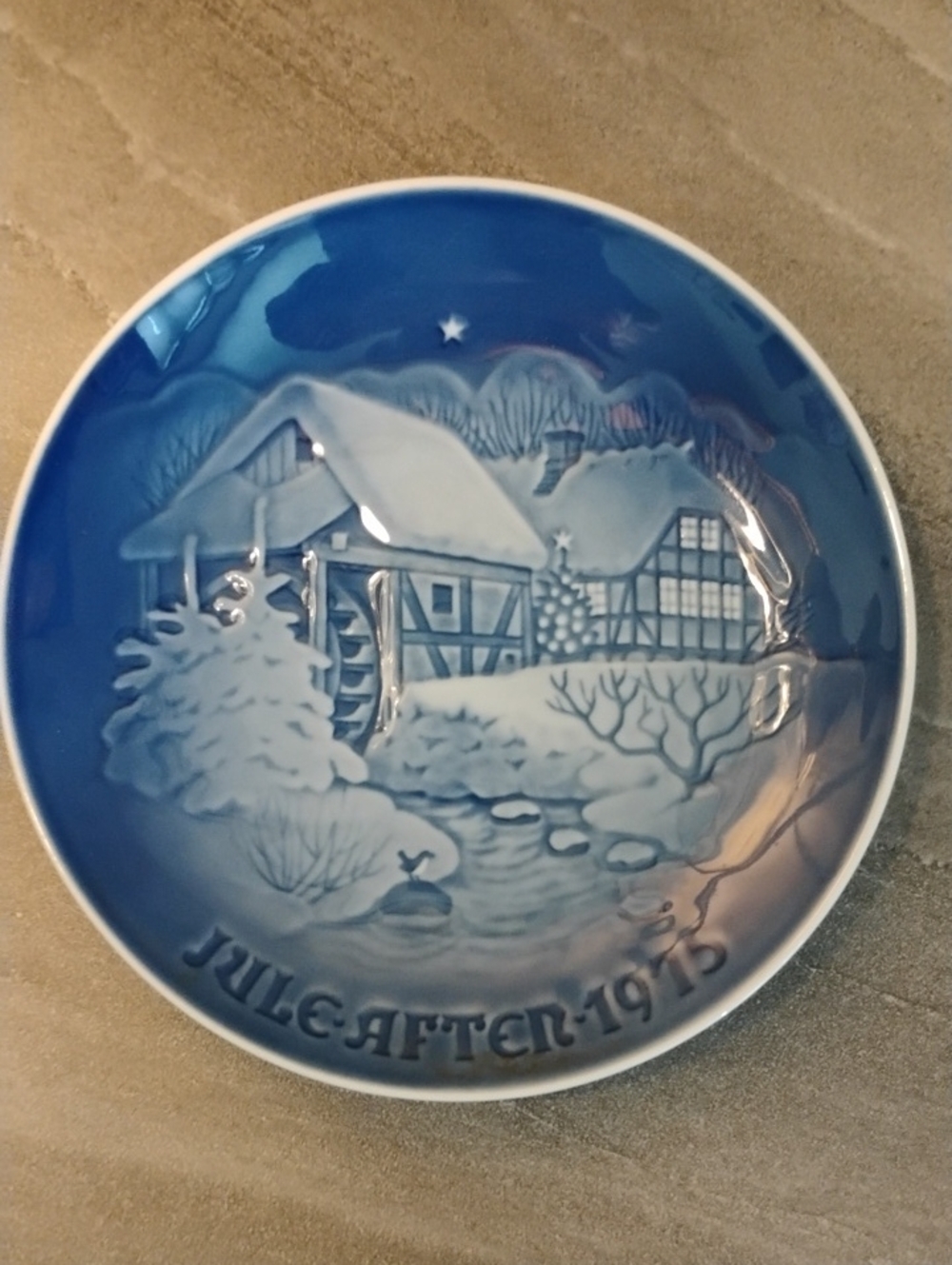 1975 Bing & Grondahl Jule Aften  Christmas At The Old Watermill Collector Plate